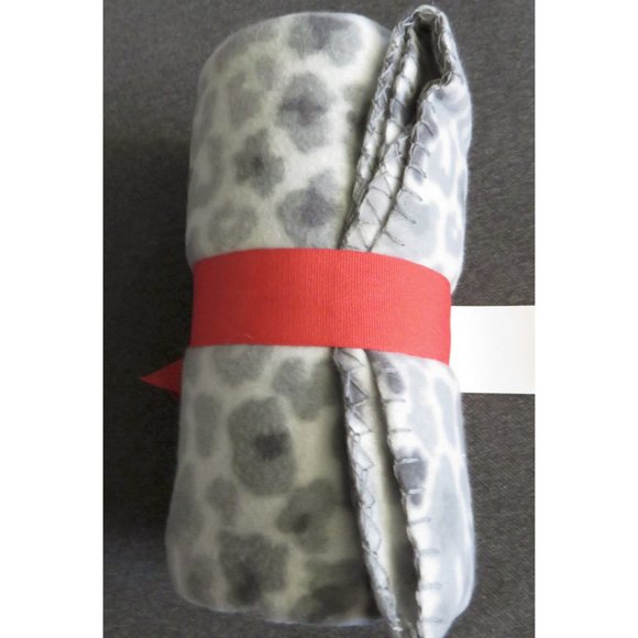 Cannon Gray Leopard Print Fleece 50"x60" Throw Blanket, NWT - Picture 5 of 5